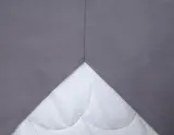 Mörkgrå